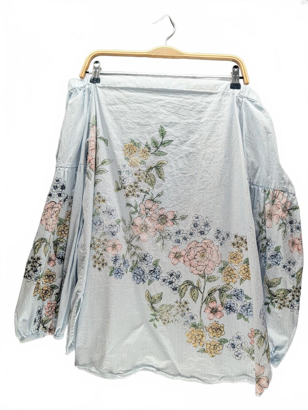 KAARI Blue Women's XL Floral Off-Shoulder Blouse